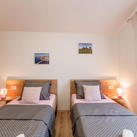 Holiday Home Aria Nin Extérieur photo