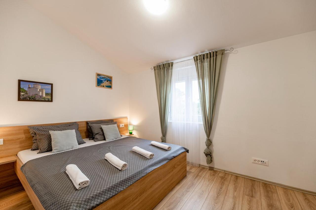 Holiday Home Aria Nin Extérieur photo