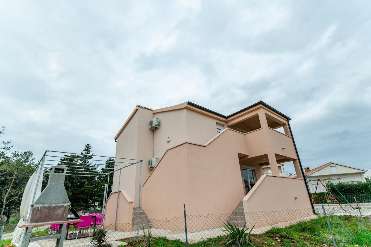 Holiday Home Aria Nin Extérieur photo